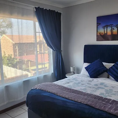 Faerie Glen Heights-No Load Shedding Apartment Pretoria Exterior photo