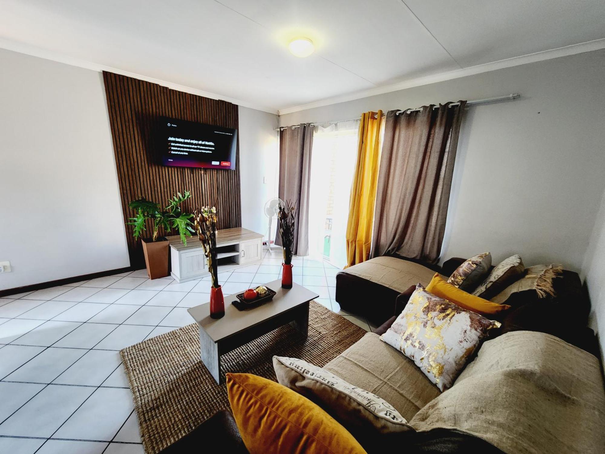 Faerie Glen Heights-no Load Shedding Apartment Pretoria