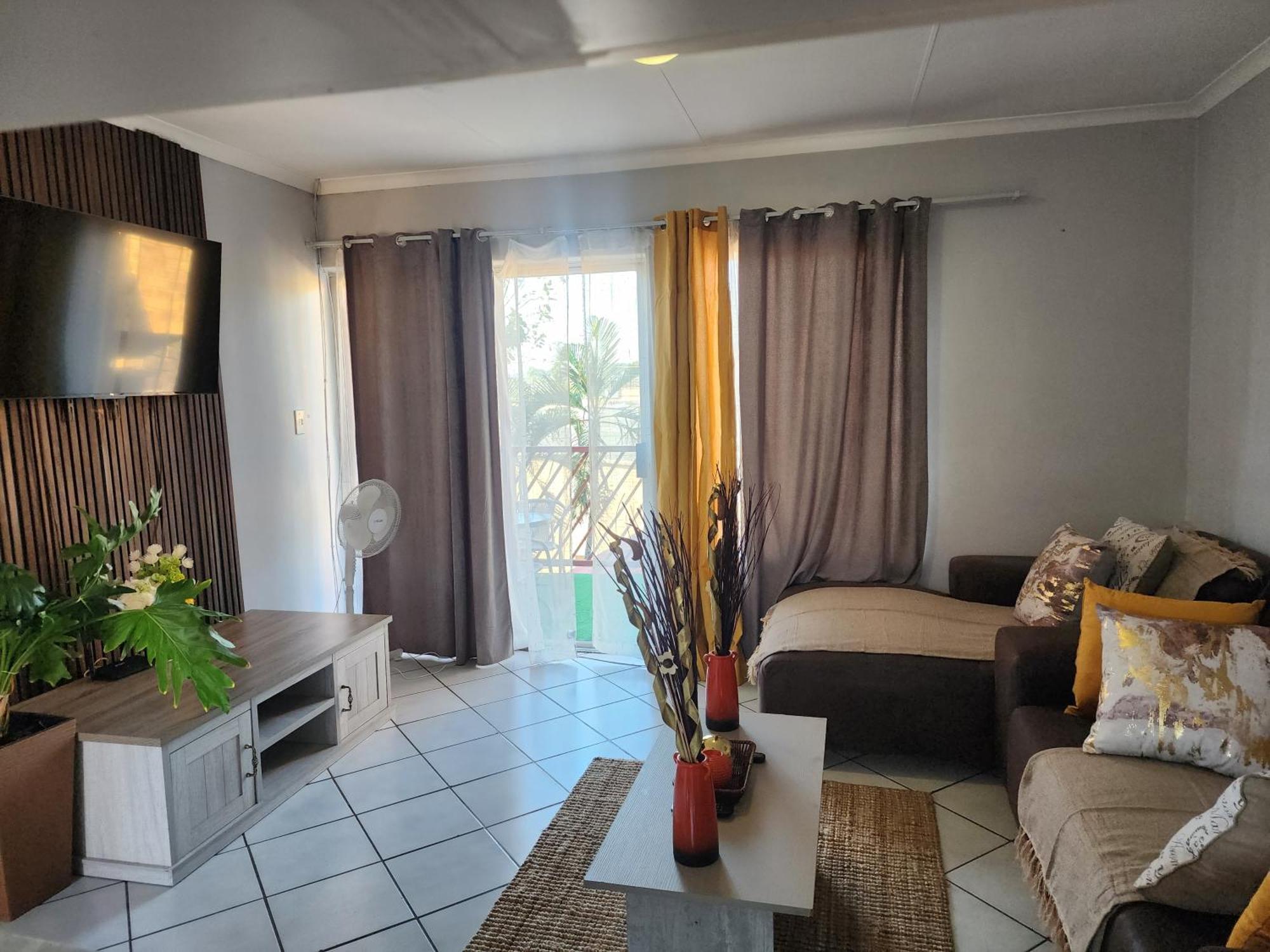 Faerie Glen Heights-no Load Shedding Apartment Pretoria