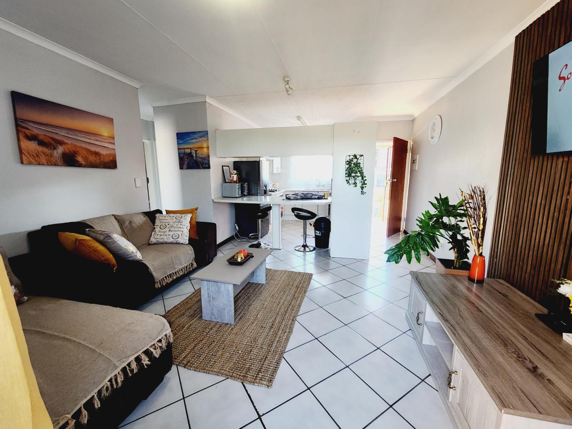 Apartment Faerie Glen Heights-no Load Shedding *