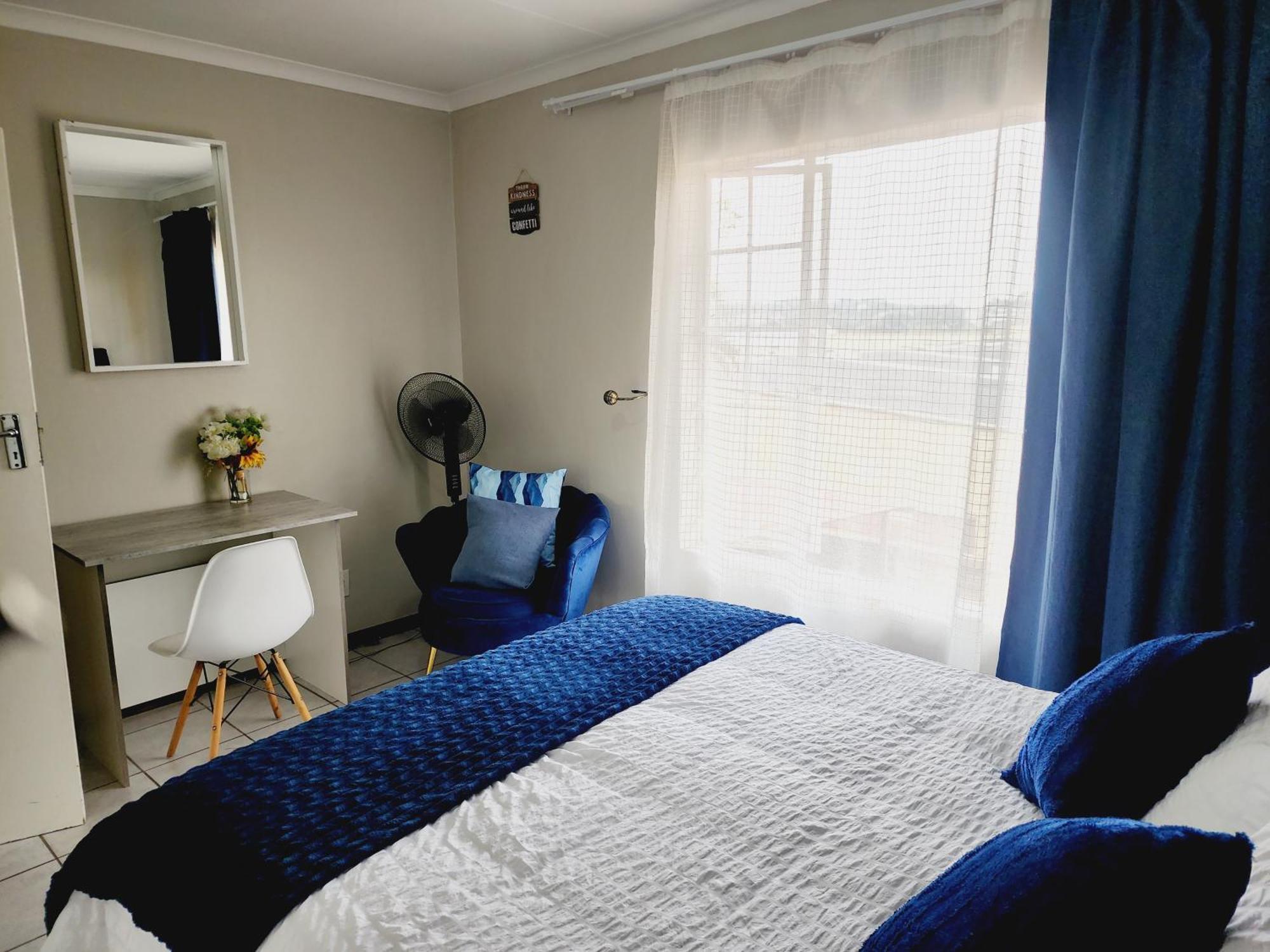 Apartment Faerie Glen Heights-no Load Shedding