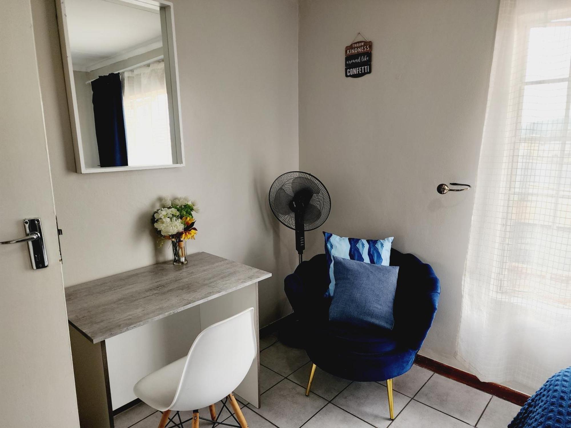 Apartment Faerie Glen Heights-no Load Shedding